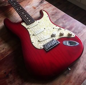 Fender Stratocaster Strat USA Plus Deluxe 1995 Rare Crimson Burst