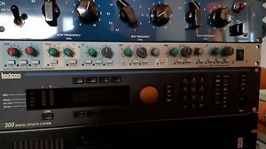 Lexicon 300 Digital Effect Vintage Processor Hallgerät