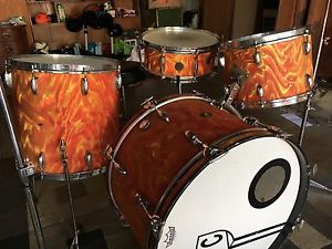 Satin Flame Gretsch Round Badge w/Matching Snare 22"x13"x16"x5"