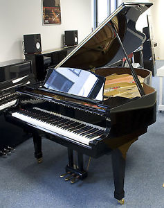 Kawai RX-3 Conservatory Flügel gebraucht, BJ 2009