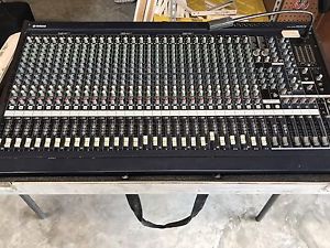 Yamaha MG32/14FX Black Mixing Console