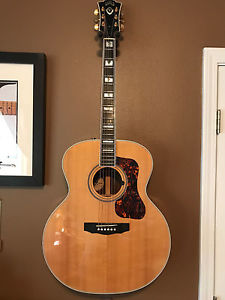 Guild Jumbo Guitar F50R 2008 Acoustic Guitar with Fishman Pickup