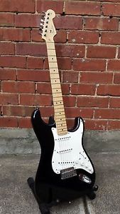 Fender USA VG (Virtual Guitar) Stratocaster - ROLAND