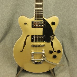 Gretsch G2655T Streamliner Center Block Jr. Guitar with Bigsby Tremolo