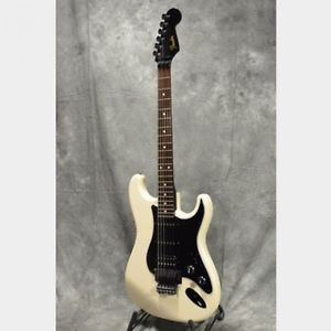 Fender Japan Stratocaster ST62/FRVintage White guitar FROM JAPAN/512