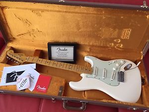 Fender Stratocaster Limited Edition Thin-Lacquer FSR 2010 Mit Case.