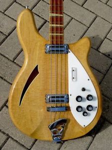 1967 Rickenbacker 4005 Bass Ultra Rare And Near Mint Condition !