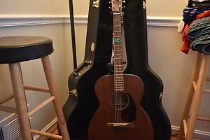 Martin 15 000- Acoustic Guitar
