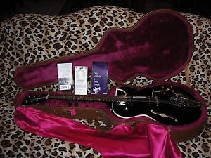 Gibson ES-135 Guitar w/Bigsby 1998 EXCELLENT