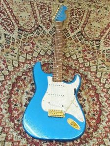 Fender USA Custom Shop Custom Stratocaster by Art Esparza '95 Used  w/ Hard case