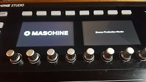 Native Instruments Maschine Studio Black - Controller