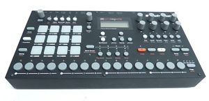 Elektron Analog Rytm Drum Computer NEUwertig + Rechn./2J. GEWÄHR!