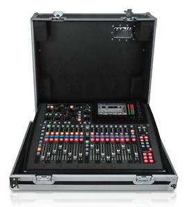 Behringer X32 Compact Mixer Tour Pack