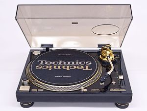 TECHNICS SL-1200 LTD   Near Mint Condition