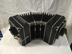 Alfred Arnold Bandoeon 71 Buttons W/ New Case