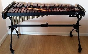 Adams Soloist XS2HV35, 3.5 oct. rosewood xylophone