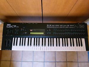 Yamaha DX7IIFD Gr8 Condition! + Library of sounds & Editor/Librarian!