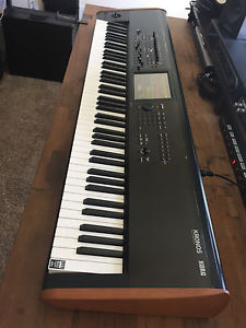 Korg KRONOS 2 88 key keyboard Music Workstation in original box + sustain pedal