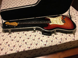FENDER FOTO FLAME STRATCASTER,  MIJ