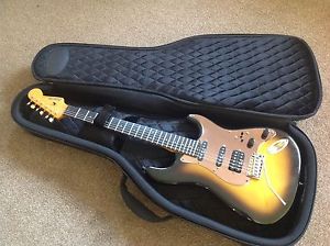 Levinson Blade RH-4 With Fender Custom Shop Case.