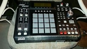 akai mpc 2500