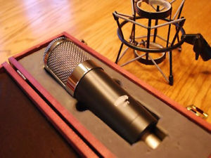 Bock Audio Soundeluxe U195 Condenser Microphone                   ***Must See***
