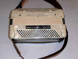 Accordion Excelsior Model 610 Pearl color Made in Italy