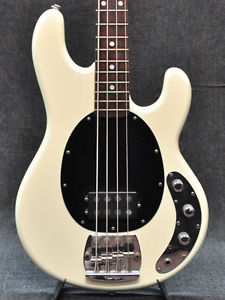 MUSIC MAN Sting Ray 1981 E-Bass