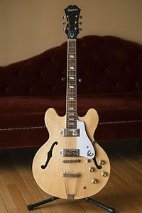Epiphone Casino / Natural - with Gibson Custom Hard Shell Case