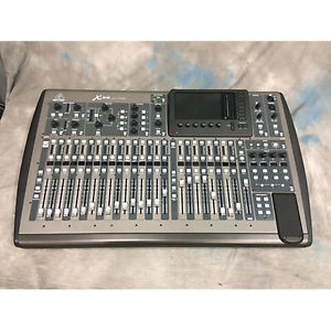 Behringer X32 Digital Mixing Console AS IS FOR PARTS.