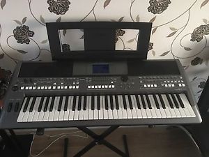 Yamaha PSR-S670