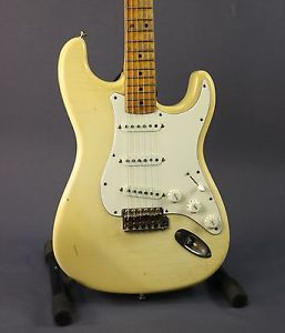 USED Partscaster Strat Style (133)