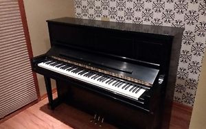 1994' STEINWAY & SONS Upright Piano. Model 1098