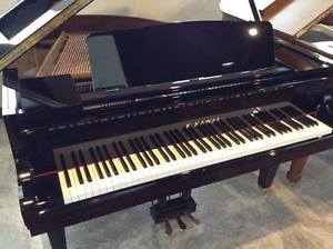 Kawai 5'0" GM-11 Grand Piano