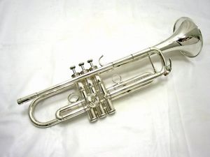 YAMAHA Trumpet YTR-8335RGS USED JAPAN w / hard case