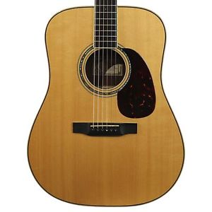 Larrivee D09 Acoustic Guitar hre