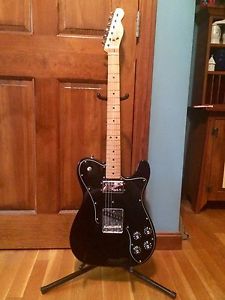 FENDER TELECASTER GUITAR