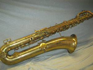 1926 BUESCHER BARITONE SAX / SAXOFON -- made in USA
