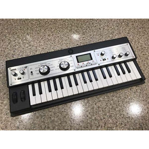 USED KORG MICROKORG XL Synthesizer Vocoder w/ AC adapter Microphone FreeShipping