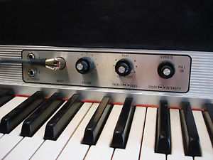 Fender Rhodes Seventy Three suitcase piano 1975