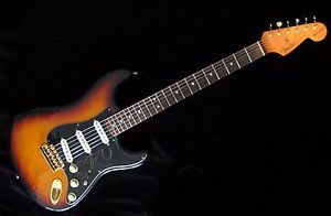 Fender SRV Stevie Ray Vaughan Signature Strat with Tweed Case 1995