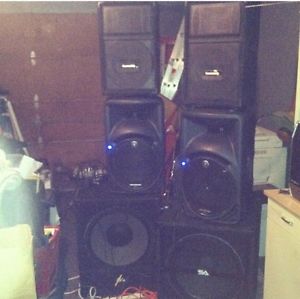 2 Dual 15 Inch Peavey Speakers Unpowered W/ QSC 2450 Powered Amp W/ 4 More Spea