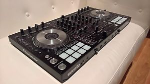 Pioneer DDJ-SX2 DJ Controller Serato w/ Official Pioneer Travel Case