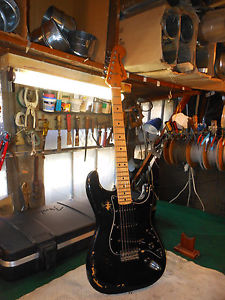 Vintage 1979 Fender Stratocaster Made In USA Road Worn Plays Amazing Fender Hard