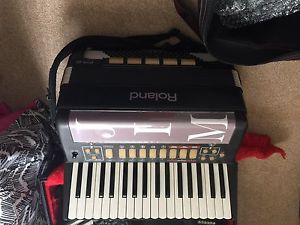 Roland FR-2 V Accordion