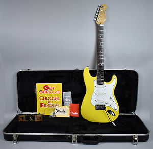 1988 Fender Stratocaster "Strat" Plus Graffiti Yellow Electric Guitar w/OHSC