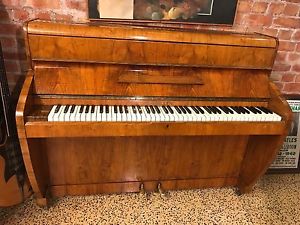 EXQUISITE Walnut CHALLEN Art Deco Upright Piano Beatles London England RESTORED!