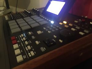AKAI MPC 5000 192 GB RAM CUSTOM SIDE CHEEKS