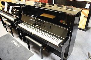 Used Yamaha U1 upright piano