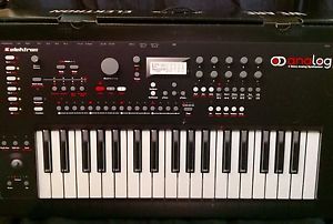 Elektron Analog Keys 4 Voice Analog Synthesizer w/ CV Splitter And Sound packs